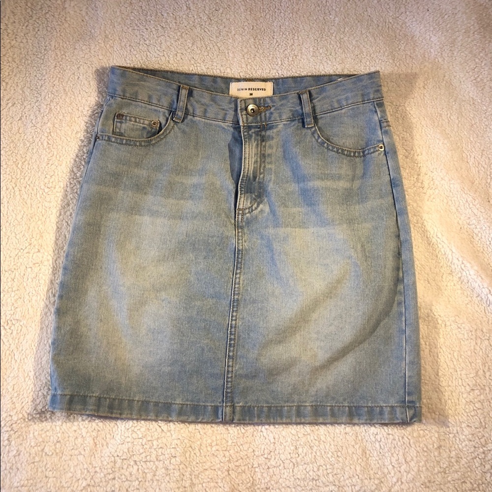 High waisted denim skirt